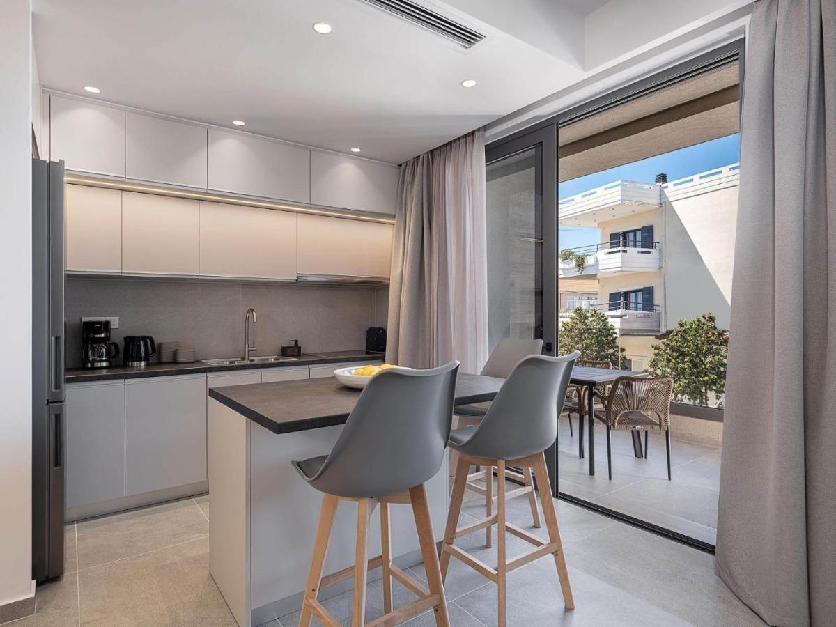 Casa D'Irene Apts Chrissi Akti Chania Exterior foto