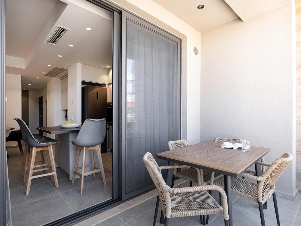 Casa D'Irene Apts Chrissi Akti Chania Exterior foto